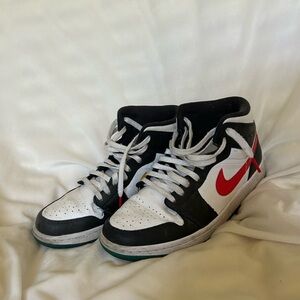 Women’s Air Jordan 1 Mid Alternating Swooshes